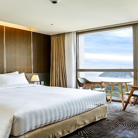 Golden Daisy Hotel Seogwipo-stad Buitenkant foto